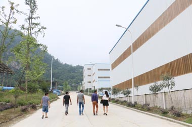 伟焰选矿工程师团队前往客户工厂勘察设计